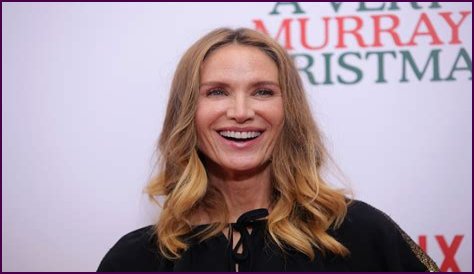 Kelly Lynch Height, Weight, Measurements, Bra Size, Shoe Size